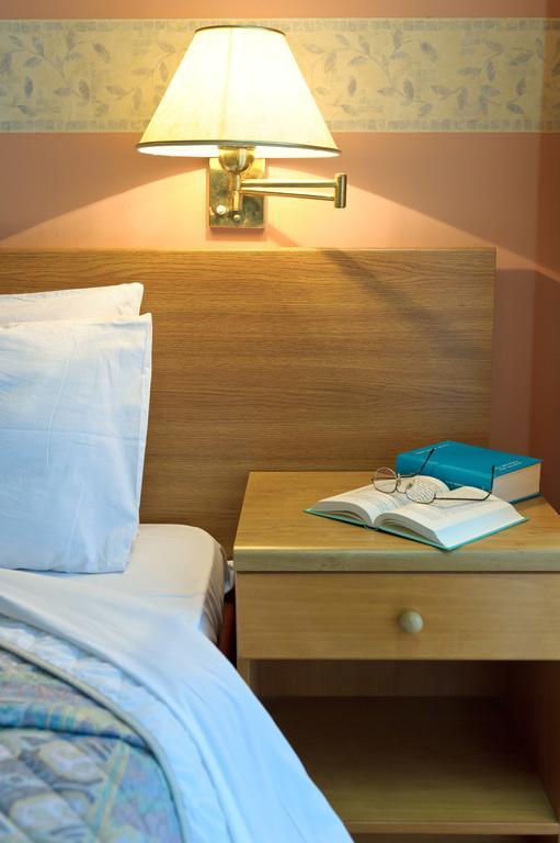 Anesis Hotel แคซโทเรีย ภายนอก รูปภาพ